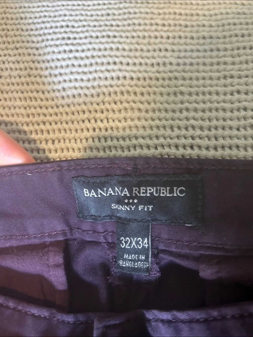 Banana Republic Men’s Dark Plum Chinos 32/34